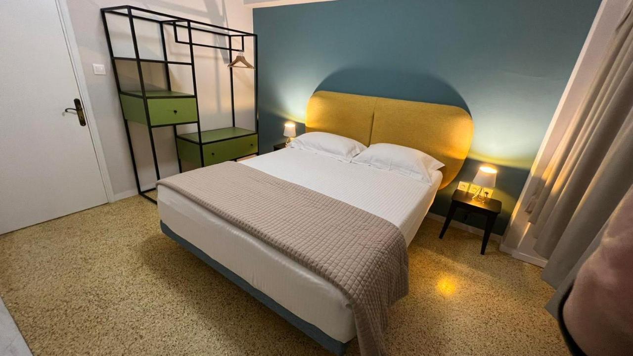 Crown Syntagma Apartment Athén Kültér fotó